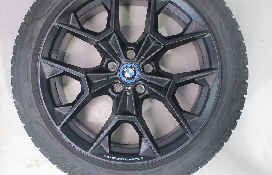 BMW BMW 5 er i5 G60 G61 942M 19 Zoll Felgen Pirelli Winterkompletträder Original