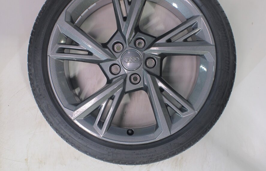 Audi Audi A3 S3 8Y 8V 18 Zoll Felgen Bridgestone Sommerkompletträder Neu Original