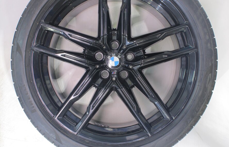 BMW BMW M8 F91 F92 F93 810M 20 Zoll Felgen Pirelli Sommerkompletträder Original