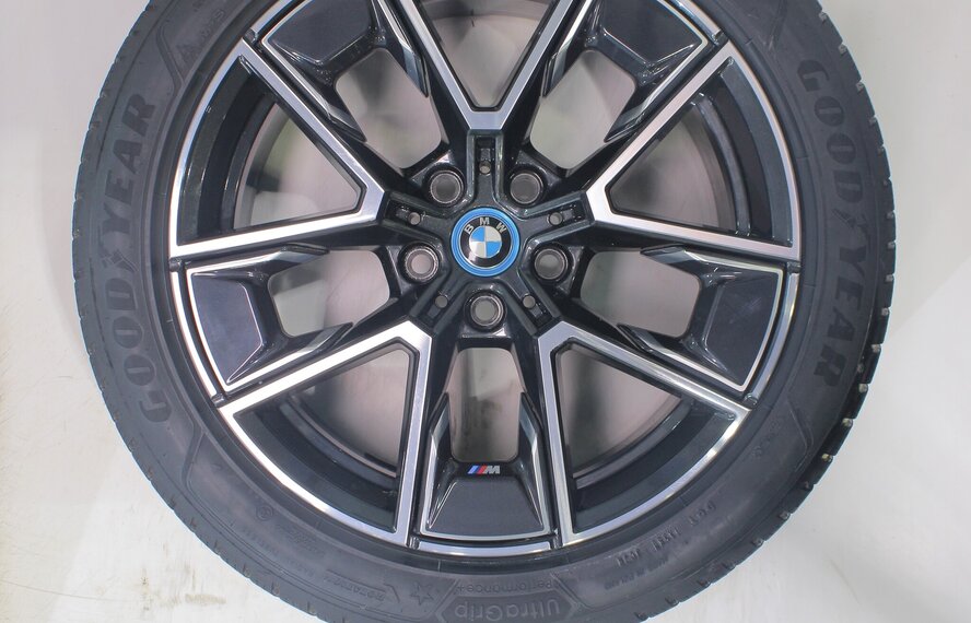 BMW BMW 4 er i4 G26 858M 18 Zoll Felgen Goodyear Winterkompletträder Neu Original