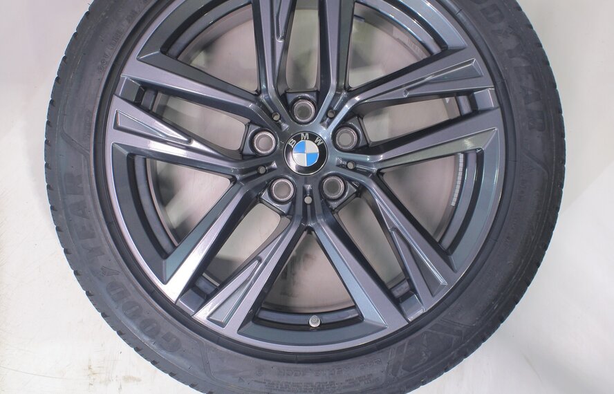 BMW BMW 4 er i4 G26 853 18 Zoll Felgen Goodyear Winterkompletträder Neu Original