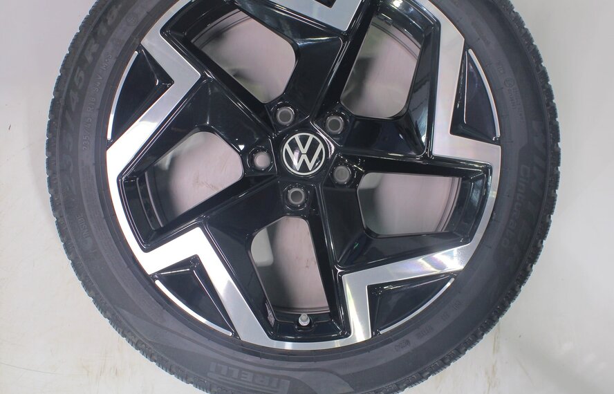 Volkswagen Volkswagen Passat 3J Coventry 18 Zoll Felgen Pirelli Winterkompletträder Original
