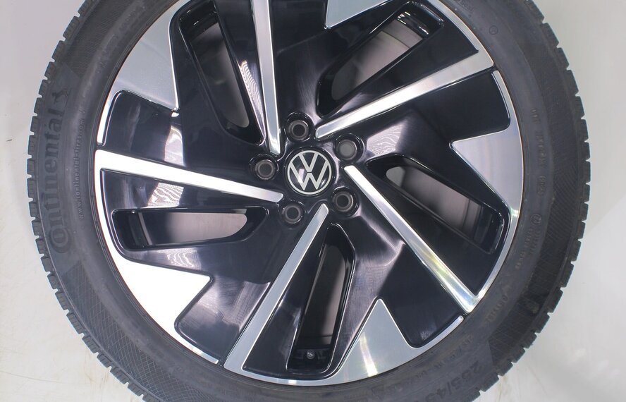 Volkswagen Volkswagen ID7 Hudson 19 Zoll Felgen Continental Winterkompletträder Original