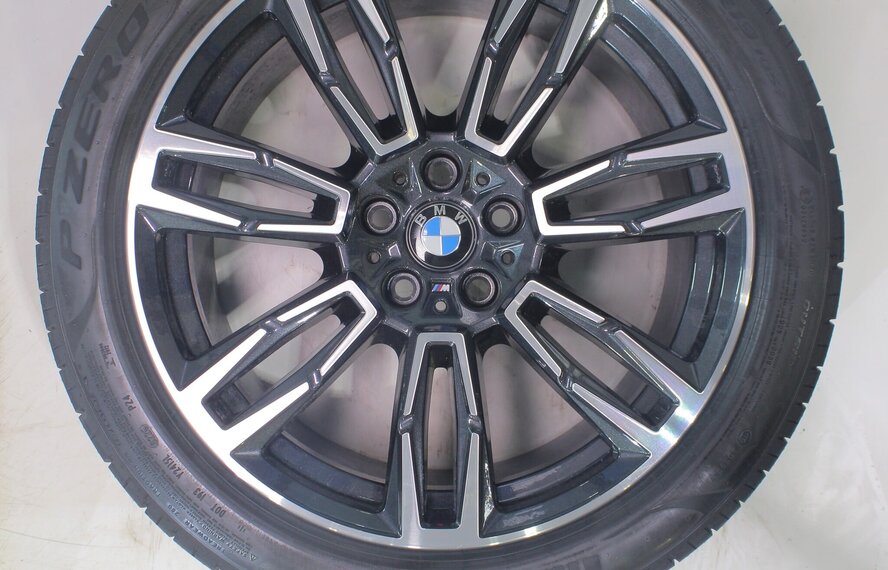 BMW BMW 5 er i5 G60 G61 935M 19 Zoll Felgen Pirelli Sommerkompletträder Neu Original
