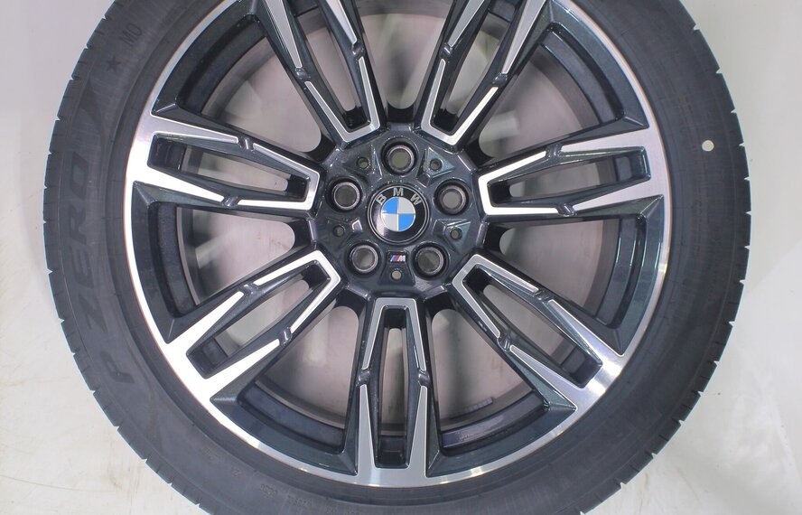 BMW BMW 5 er i5 G60 G61 935M 19 Zoll Felgen Pirelli Sommerkompletträder Neu Original