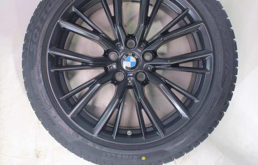 BMW BMW 2 er 3 er 4 er G20 G21 G22 G42 796M 18 Zoll Felgen Pirelli Runflat Winterkompletträder Neu Original