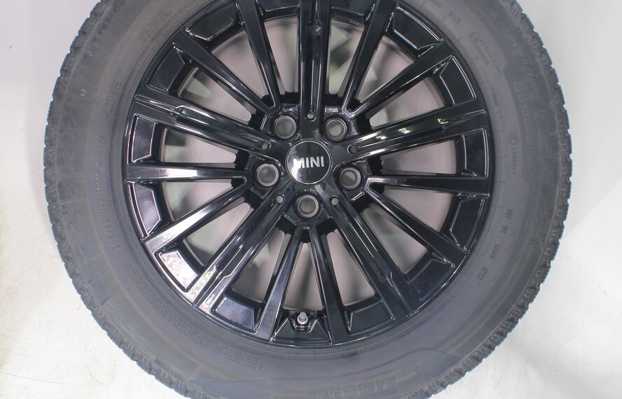 Mini Mini U25 Countryman 833 17 Zoll Felgen Pirelli Winterkompletträder Original