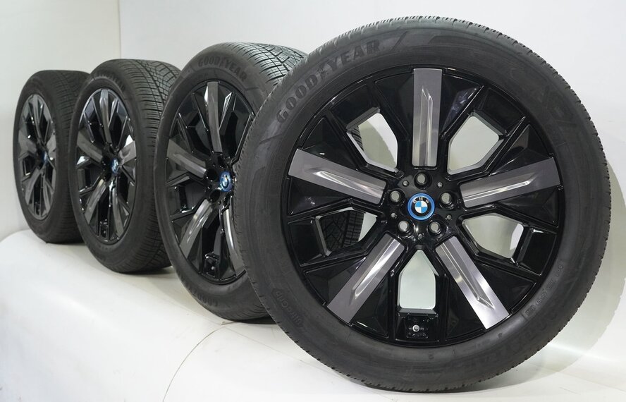 BMW BMW iX i20 1010 21 Zoll Felgen Goodyear Winterkompletträder Original