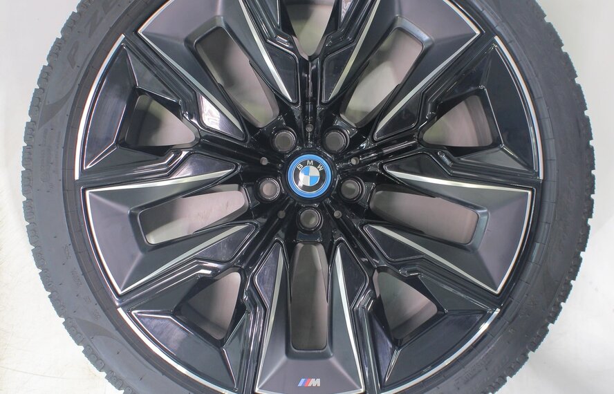 BMW BMW 7 er G70 X3 G45 909M 21 Zoll Felgen Pirelli Winterkompletträder Original