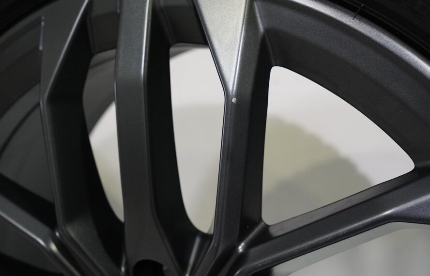 BMW BMW X1 iX1 U11 BEV X2 iX2 U10 879 18 Zoll Felgen Bridgestone Winterkompletträder Neu Original