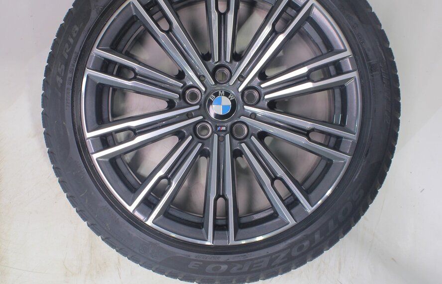 BMW BMW 2 er 3 er 4 er G20 G21 G22 G42 790M 18 Zoll Felgen Pirelli Runflat Winterkompletträder Neu Original