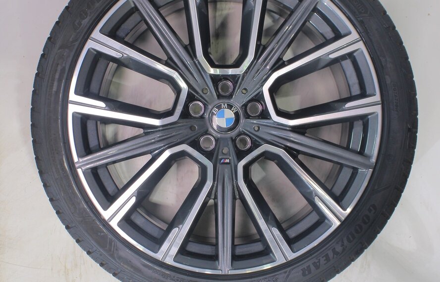 BMW BMW 6 GT G32 7 er G11 G12 817M 20 Zoll Felgen Goodyear Winterkompletträder Original