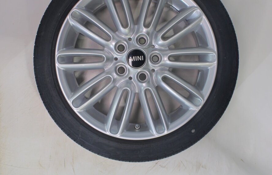 Mini Mini Cooper / S / One / Cabrio F55 F56 F57 500 17 Zoll Felgen Pirelli Runflat Sommerkompletträder Original
