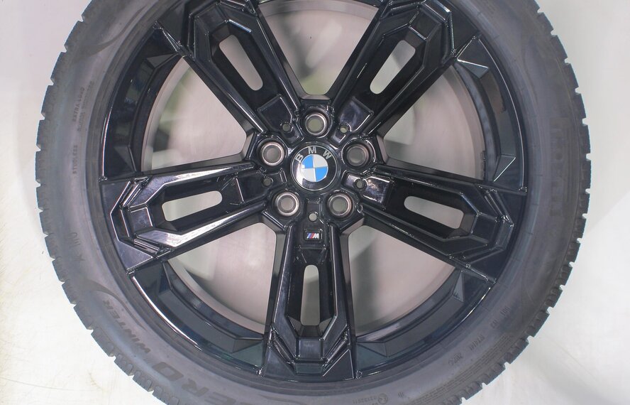 BMW BMW X1 iX1 U11 BEV X2 iX2 U10 871M 19 Zoll Felgen Pirelli Winterkompletträder Original