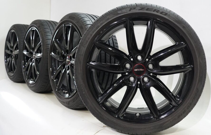 Mini Mini Clubman F54 JCW815 18 Zoll Felgen Pirelli Sommerkompletträder Original