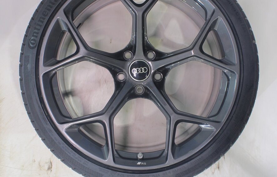 Audi Audi RS4 RS5 B9 20 Zoll Felgen Continental Winterkompletträder Original