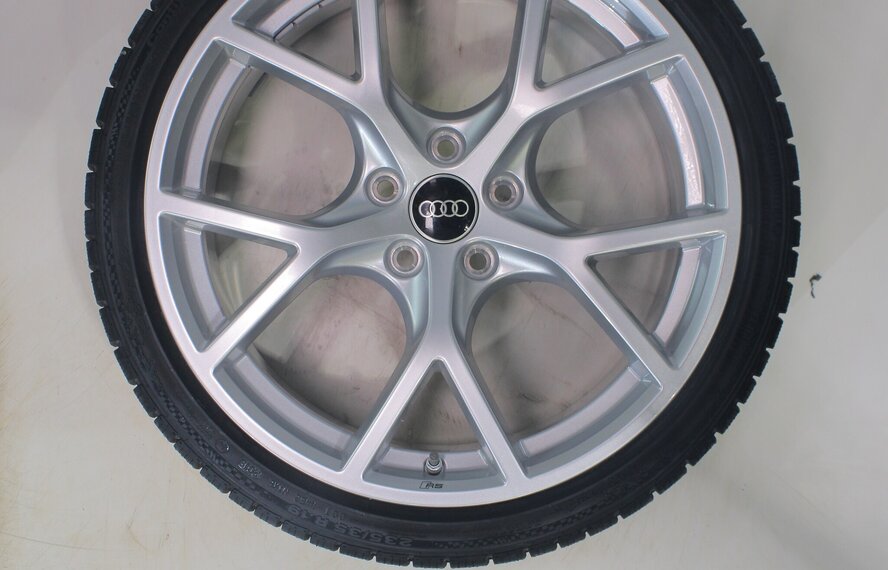 Audi Audi RS3 8Y 19 Zoll Felgen Continental Winterkompletträder Neu Original