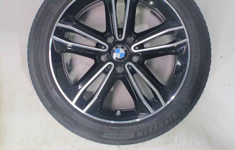 BMW BMW 1 2 er F40 F44 2 er Gran Coupe 549 17 Zoll Felgen Michelin Sommerkompletträder Original