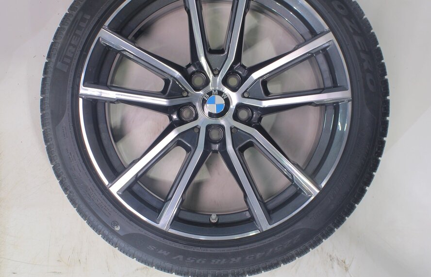 BMW BMW 2 er 3 er 4 er G20 G21 G22 G42 780 18 Zoll Felgen Pirelli Runflat Winterkompletträder Neu Original