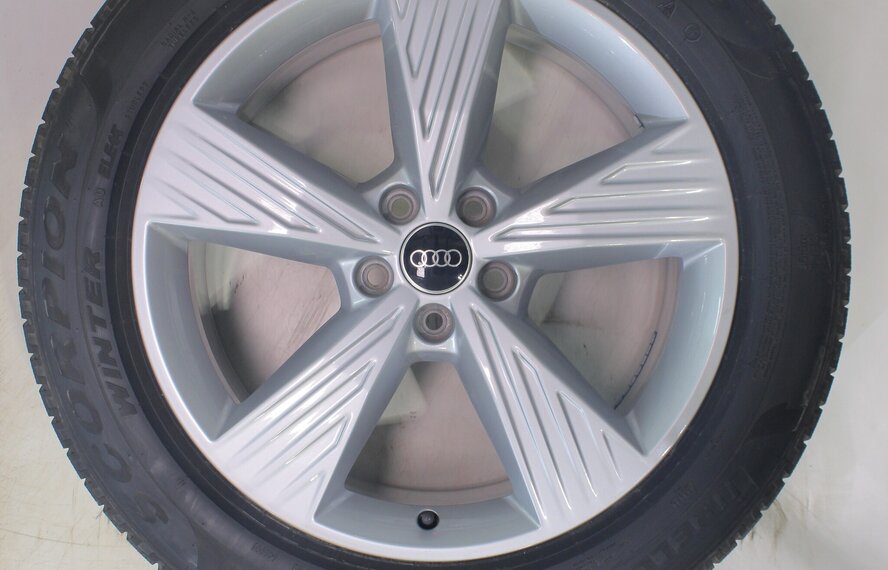 Audi Audi Q4 e-tron 19 Zoll Felgen Pirelli Winterkompletträder Original