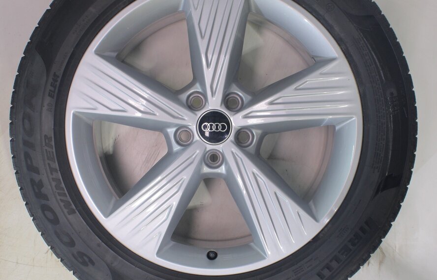Audi Audi Q4 e-tron 19 Zoll Felgen Pirelli Winterkompletträder Original