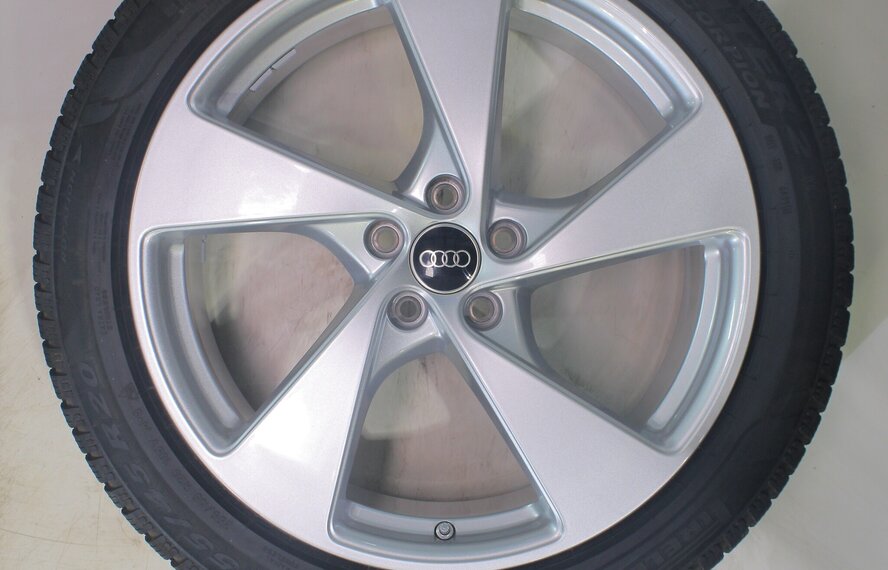 Audi Audi Q5 8MA 20 Zoll Felgen Pirelli Winterkompletträder Original