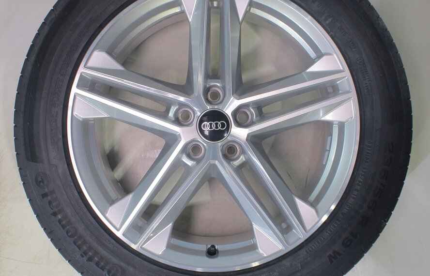 Audi Audi Q5 SQ5 80A 19 Zoll Felgen Continental Sommerkompletträder Original
