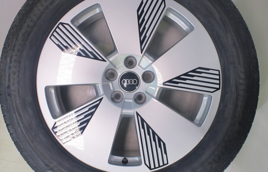 Audi Audi e-tron GE Q8 e-tron 19 Zoll Felgen Bridgestone Sommerkompletträder Original