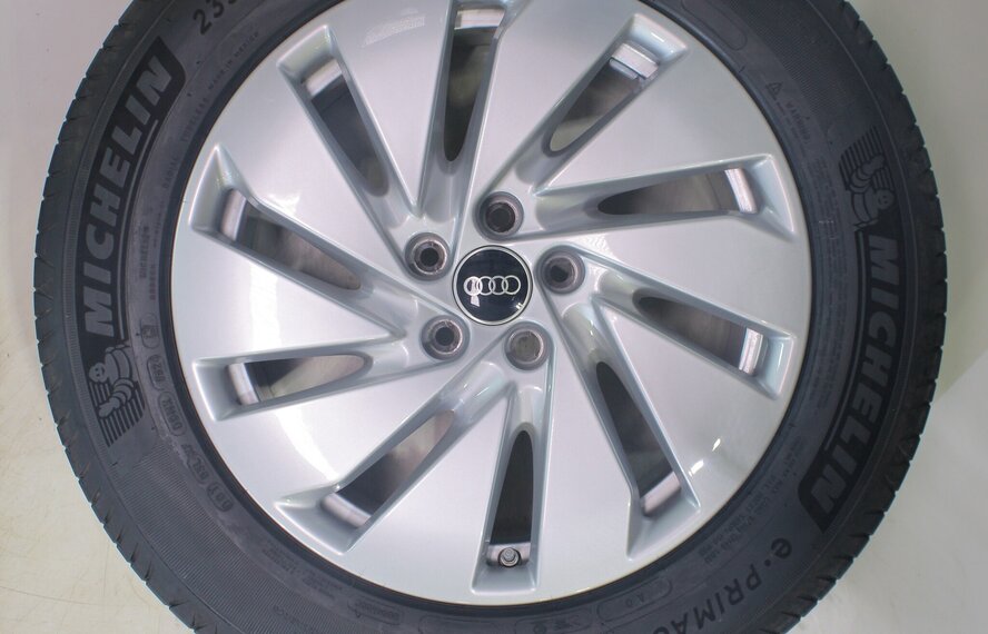 Audi Audi Q5 8MA 18 Zoll Felgen Michelin Sommerkompletträder Original