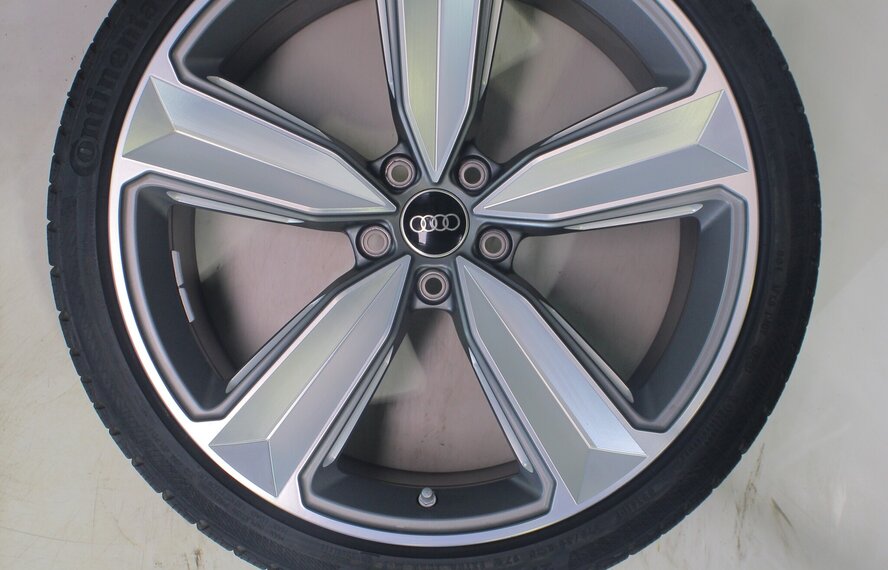 Audi Audi RS4 RS5 B9 20 Zoll Felgen Continental Winterkompletträder Original