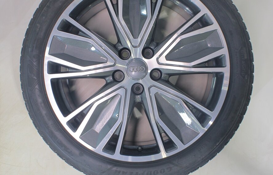 Audi Audi A5 S5 B10 19 Zoll Felgen Goodyear Winterkompletträder Original
