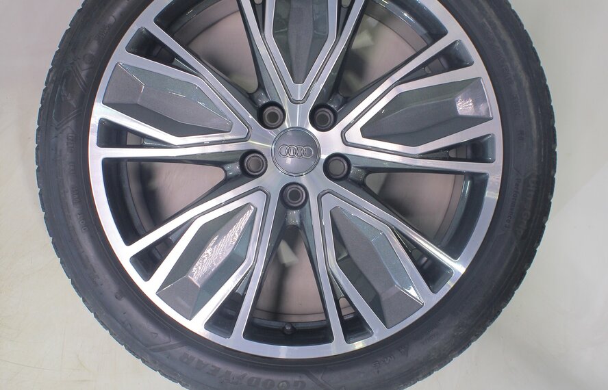 Audi Audi A5 S5 B10 19 Zoll Felgen Goodyear Winterkompletträder Original