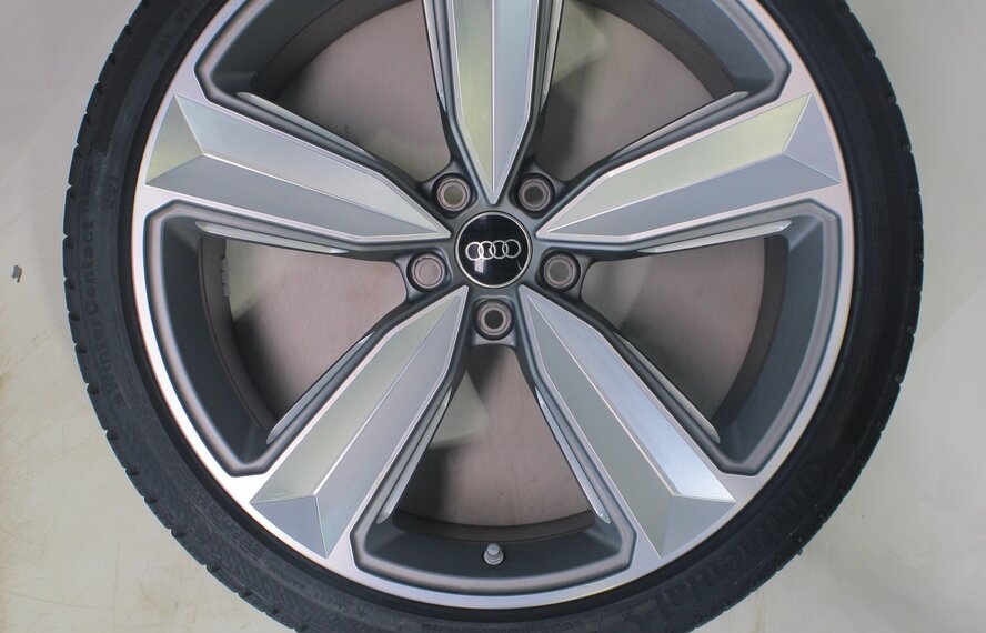 Audi Audi RS4 RS5 B9 20 Zoll Felgen Continental Winterkompletträder Original