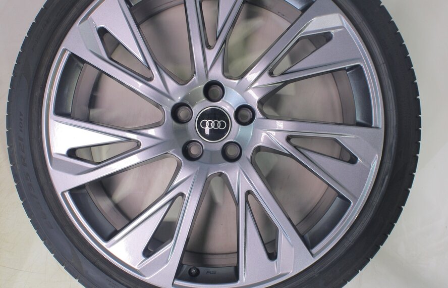 Audi Audi A8 4N 21 Zoll Felgen Pirelli Sommerkompletträder Original