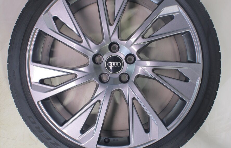 Audi Audi A8 4N 21 Zoll Felgen Pirelli Sommerkompletträder Original