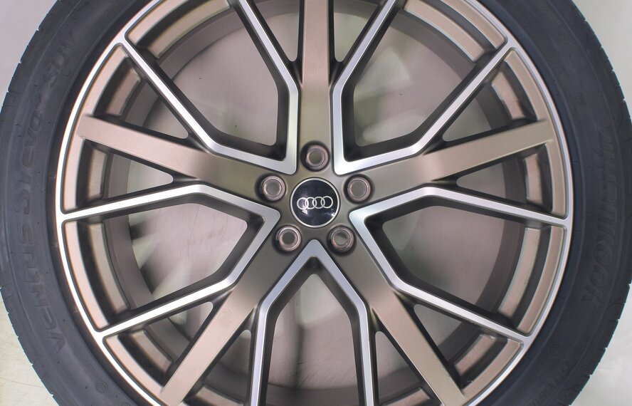 Audi Audi Q8 SQ8 RSQ8 22 Zoll Felgen Hankook Sommerkompletträder Original