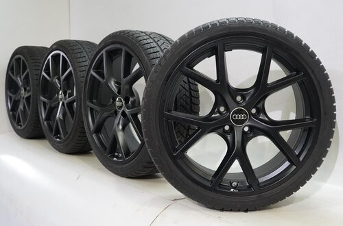 Audi Audi RS3 8Y 19 Zoll Felgen Pirelli Winterkompletträder Original