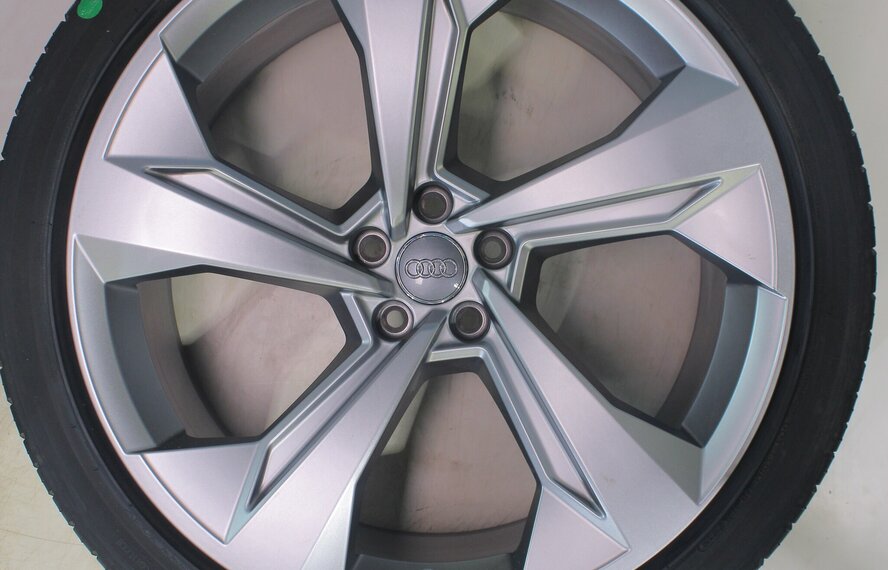 Audi Audi Q7 4M 22 Zoll Felgen Hankook Sommerkompletträder Original