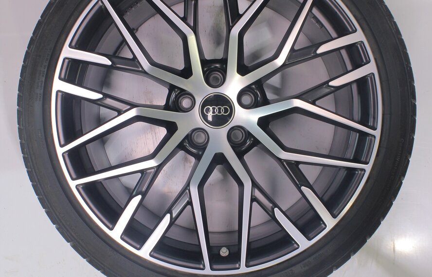 Audi Audi R8 4S 20 Zoll Felgen Continental Winterkompletträder Original