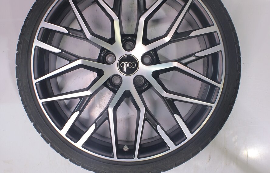 Audi Audi R8 4S 20 Zoll Felgen Continental Winterkompletträder Original
