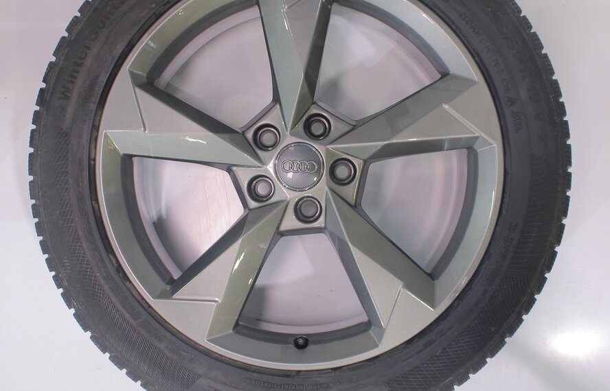 Audi Audi Q3 SQ3 F3B 19 Zoll Felgen Continental Winterkompletträder Original
