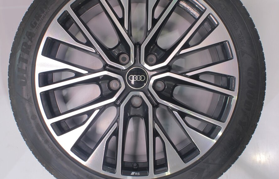 Audi Audi e-tron GT 20 Zoll Felgen Goodyear Winterkompletträder Original