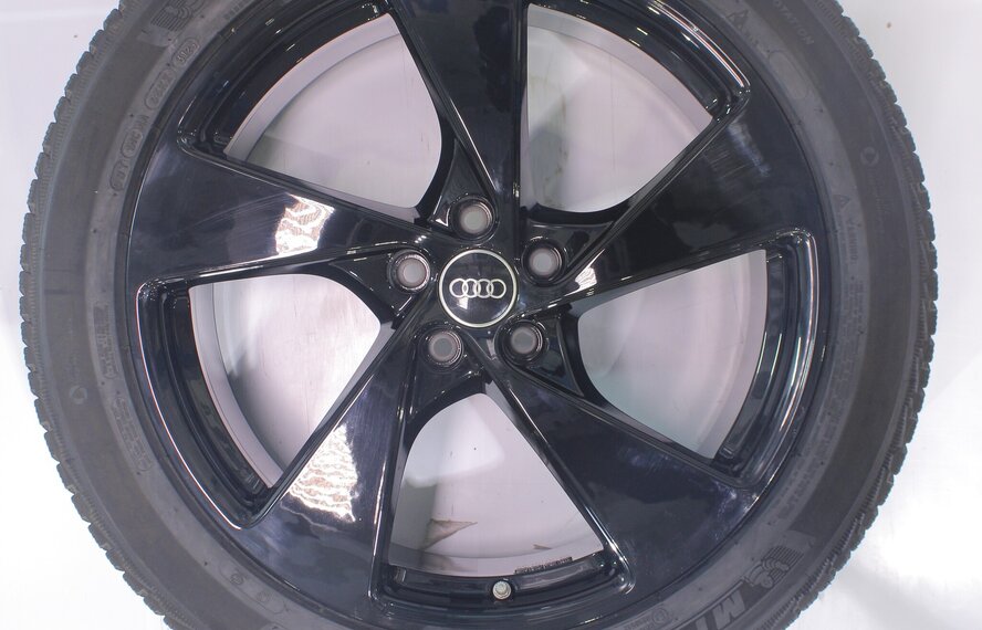 Audi Audi Q5 8MA 20 Zoll Felgen Michelin Winterkompletträder Original