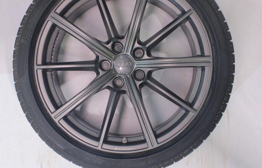 Audi Audi RS4 RS5 B9 RS 19 Zoll Felgen Pirelli Winterkompletträder Original