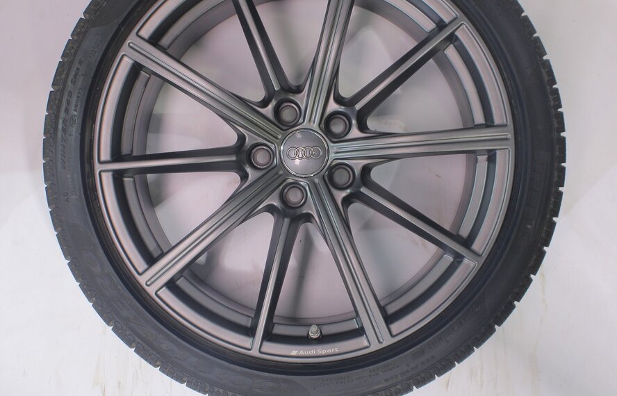 Audi Audi RS4 RS5 B9 RS 19 Zoll Felgen Pirelli Winterkompletträder Original