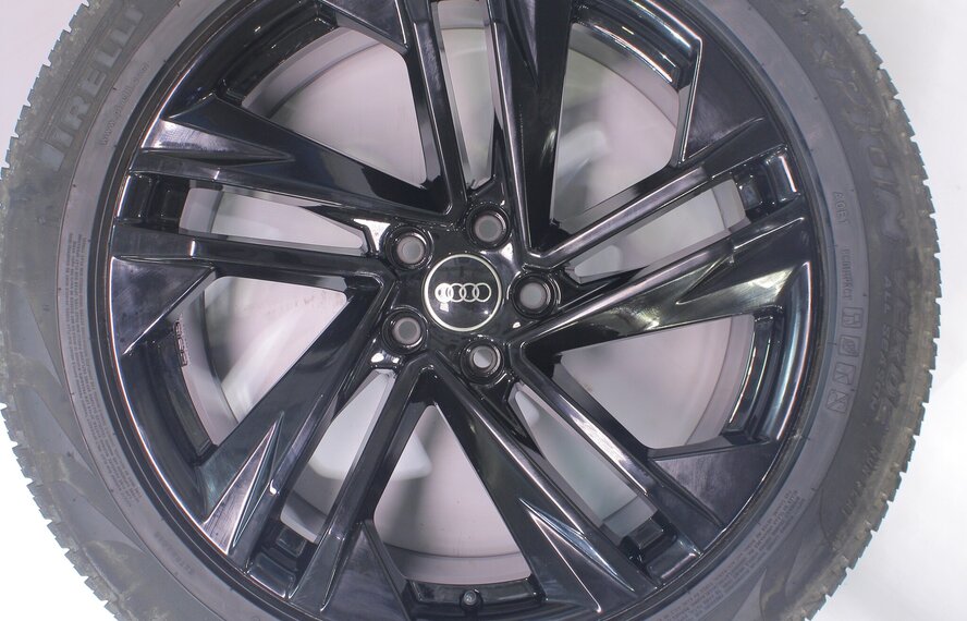 Audi Audi Q7 4M 20 Zoll Felgen Pirelli All-Season (4 Jahreszeiten) Original