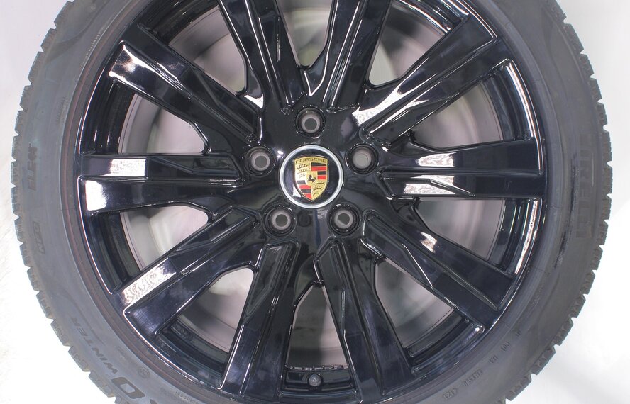 Porsche Porsche Taycan 4S S Turbo 20 Zoll Felgen Pirelli Winterkompletträder Original