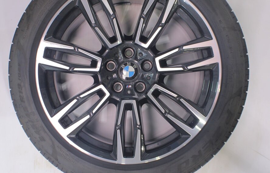 BMW BMW 5 er i5 G60 G61 935M 19 Zoll Felgen Pirelli Sommerkompletträder Original