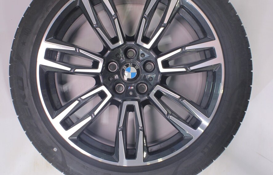 BMW BMW 5 er i5 G60 G61 935M 19 Zoll Felgen Pirelli Sommerkompletträder Original