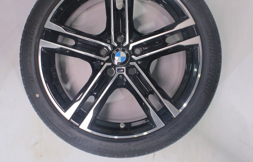 BMW BMW 1 2 er F40 F44 2 er Gran Coupe 819M 18 Zoll Felgen Bridgestone Runflat Sommerkompletträder Neu Original